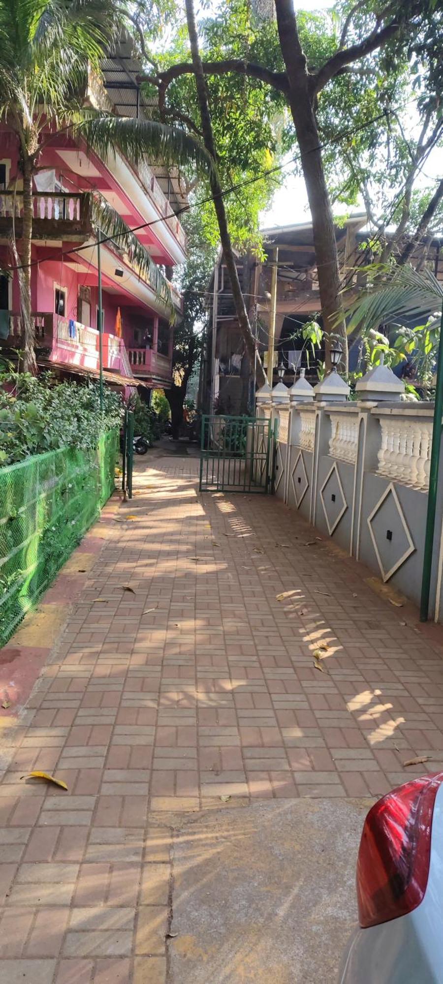 Ena Holiday Inn Calangute Buitenkant foto