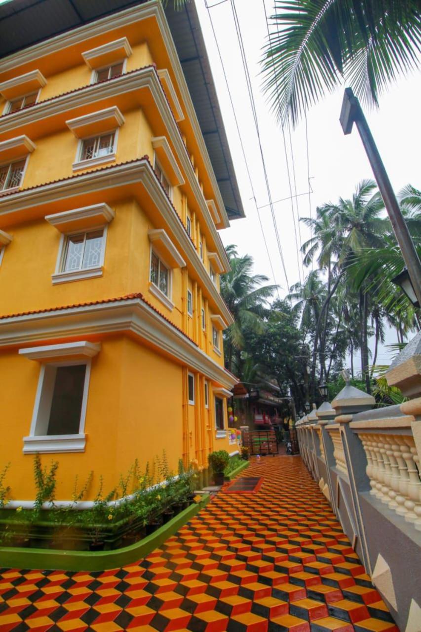 Ena Holiday Inn Calangute Buitenkant foto